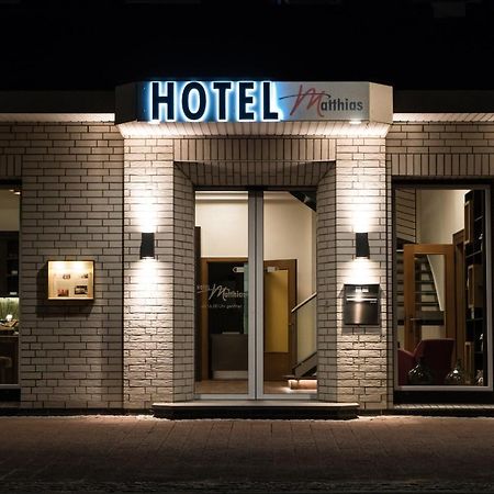 Hotel Matthias Gnarrenburg Esterno foto