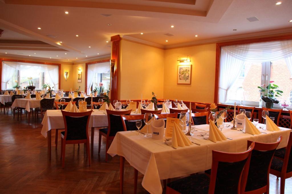 Hotel Matthias Gnarrenburg Esterno foto