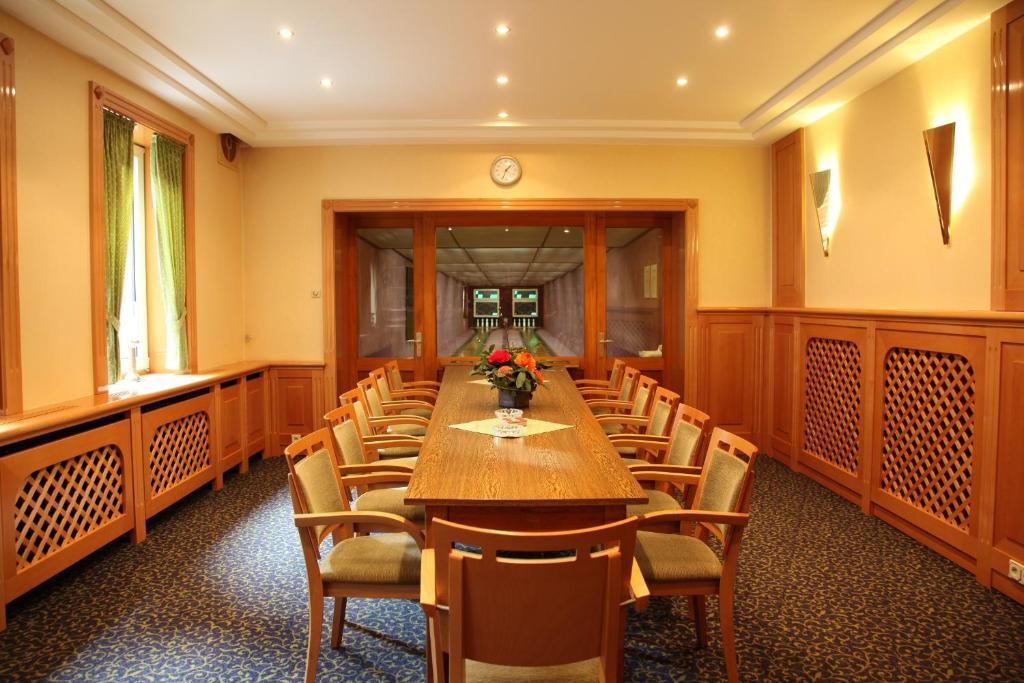Hotel Matthias Gnarrenburg Esterno foto