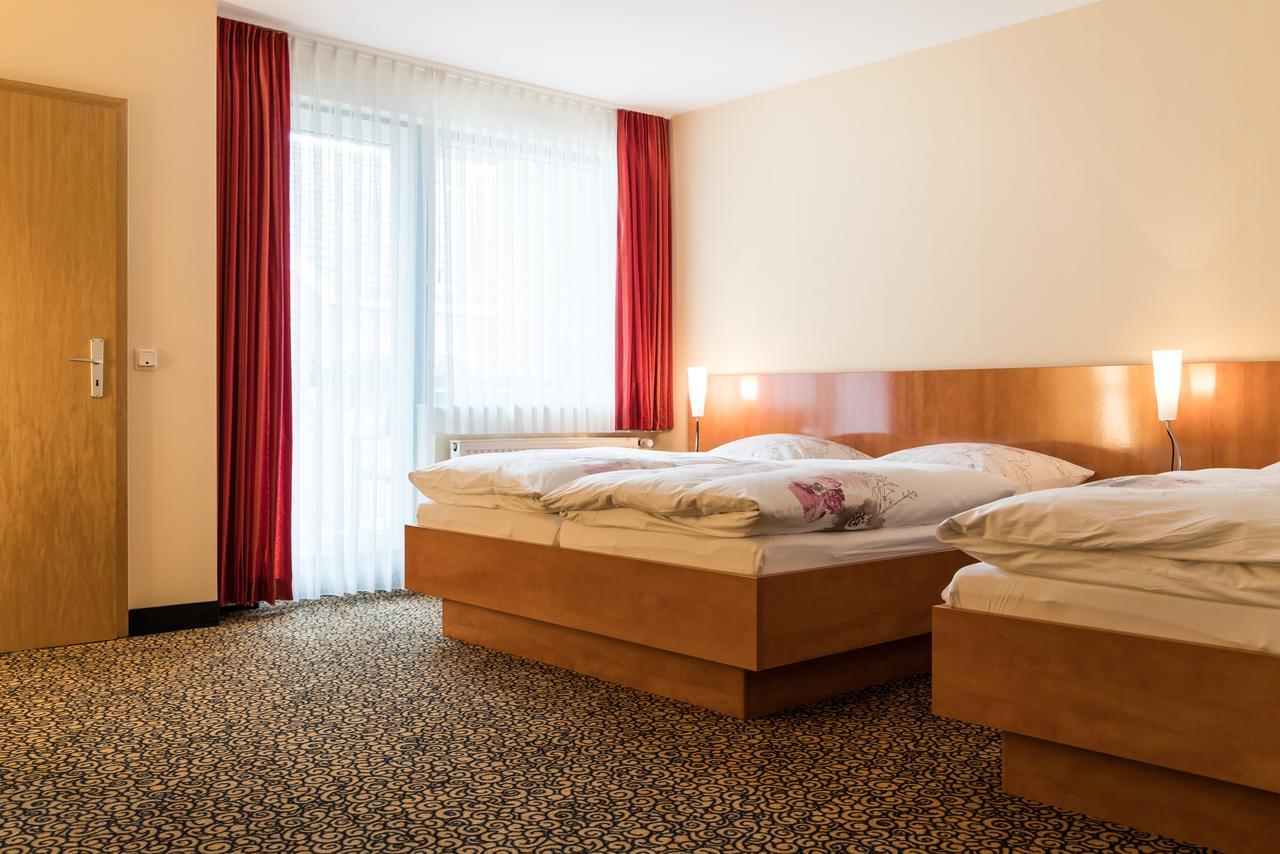 Hotel Matthias Gnarrenburg Esterno foto